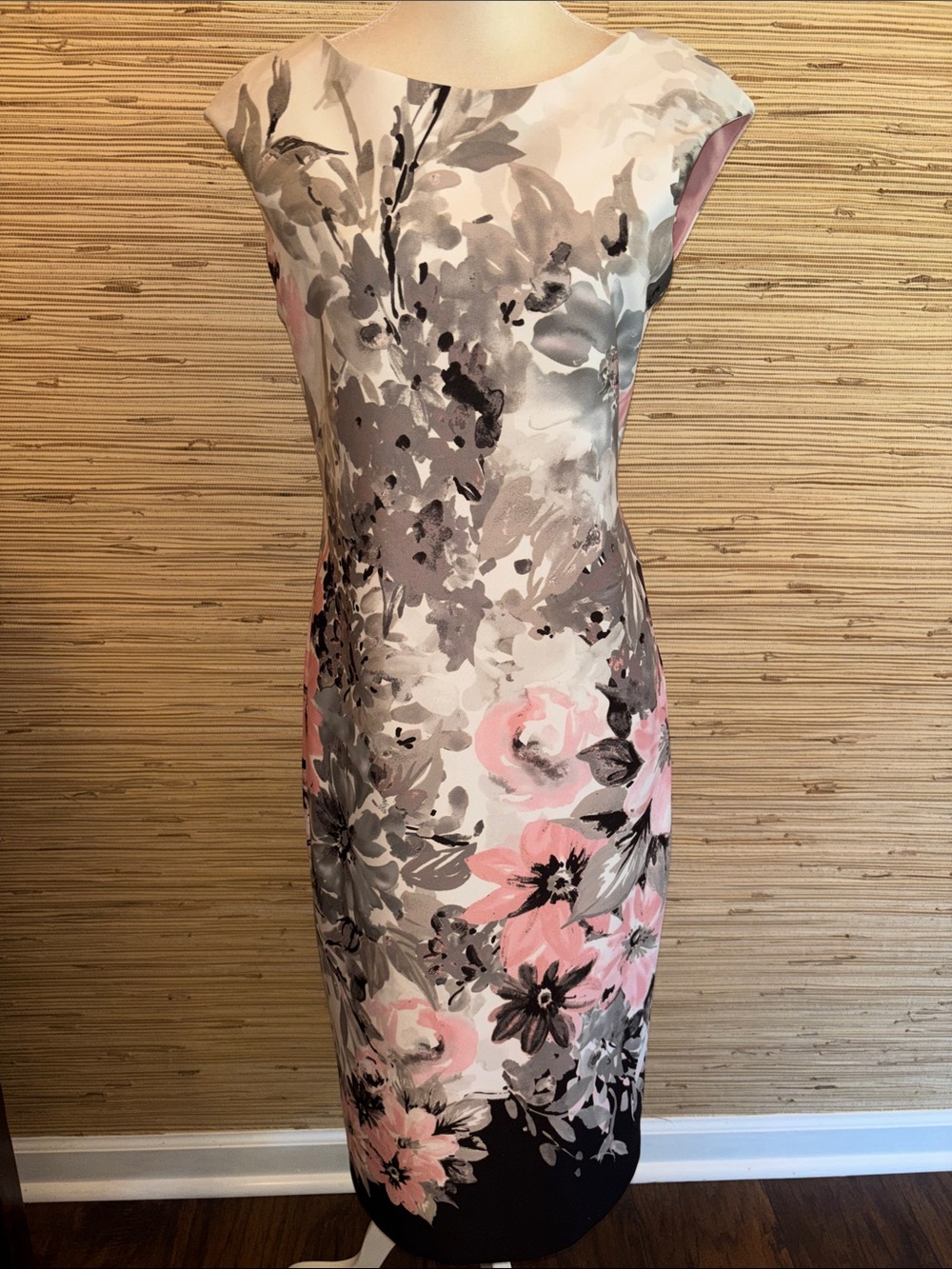 Connected apparel Floral Sheath Dress in Pink & Gray size 10 EUC!